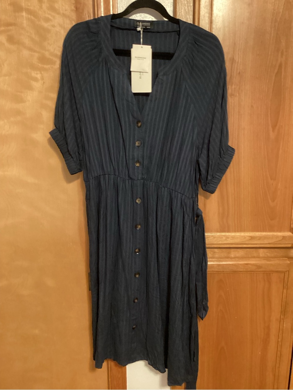 BloomChic Striped V-Neck Navy Button-Front Midi Dress, NWT, size 12